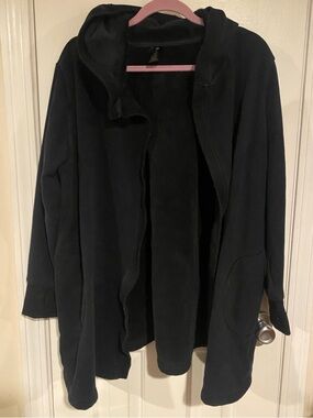 Active Life Black Hooded Fleece Jacket